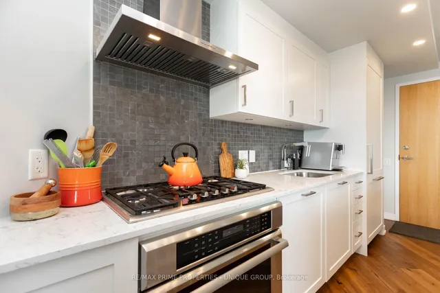 Additional image 16 of 38 Howard Park Ave Unit 618