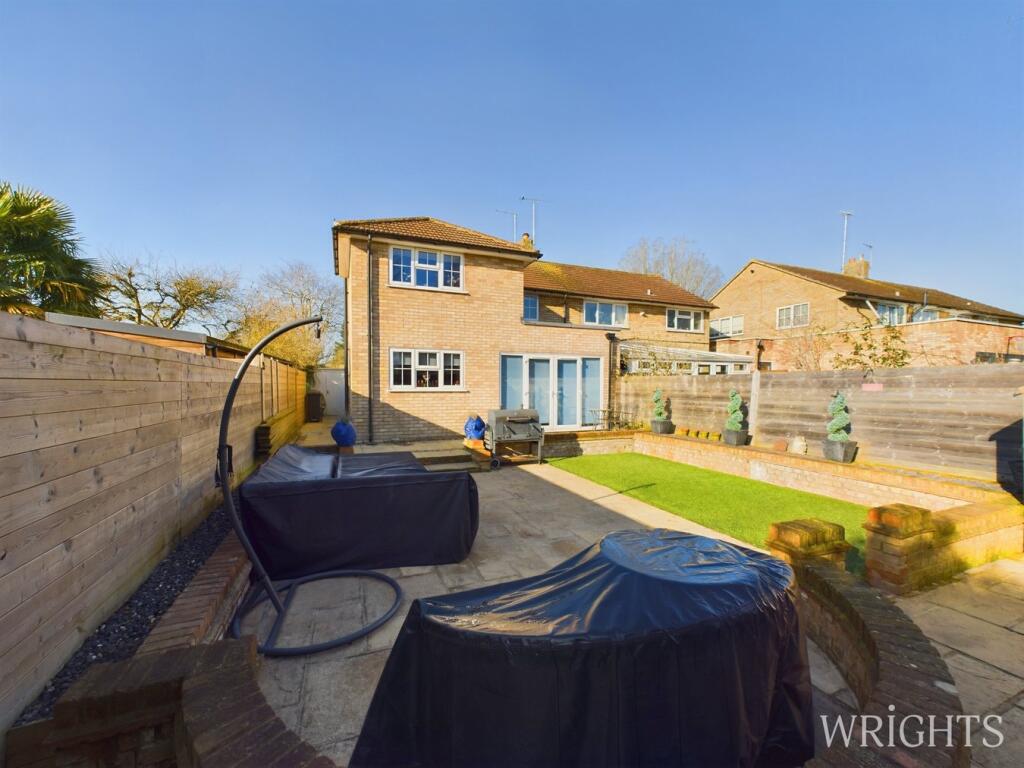 Additional image 4 of West Mead, Welwyn Garden City, AL7