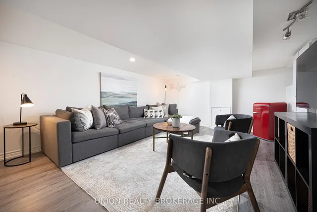 Additional image 28 of 152 Milverton Blvd