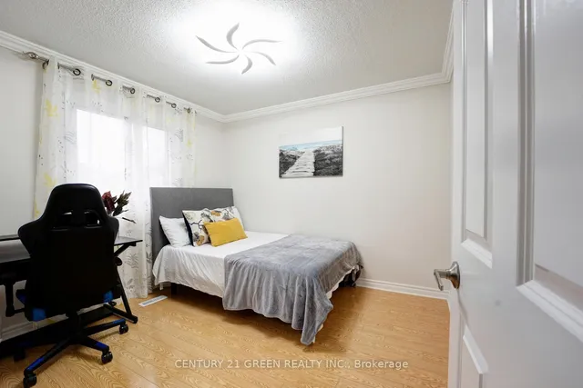 房产图片 33 - 麦克杜格尔大道26号