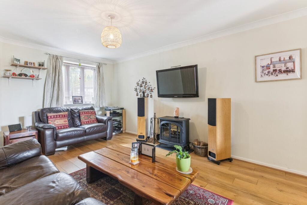 Additional image 8 of Honeymead, Welwyn, Hertfordshire, AL6 0EG