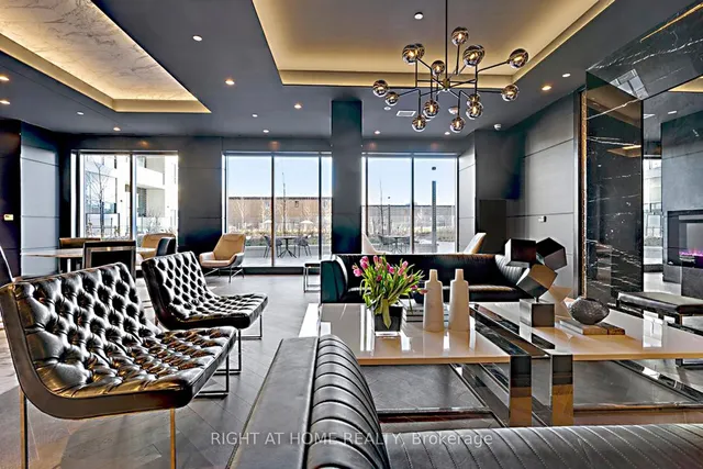 Additional image 7 of 31 Tippett Rd Unit 541