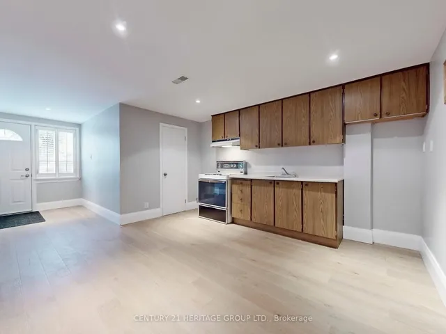 Additional image 18 of 45 Reiber Cres