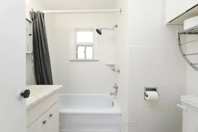 Additional image 13 of 147 Haslam St