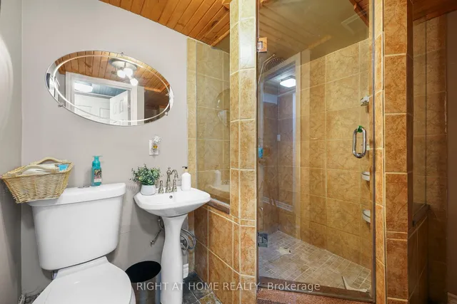 Additional image 30 of 23 Huntingwood Cres