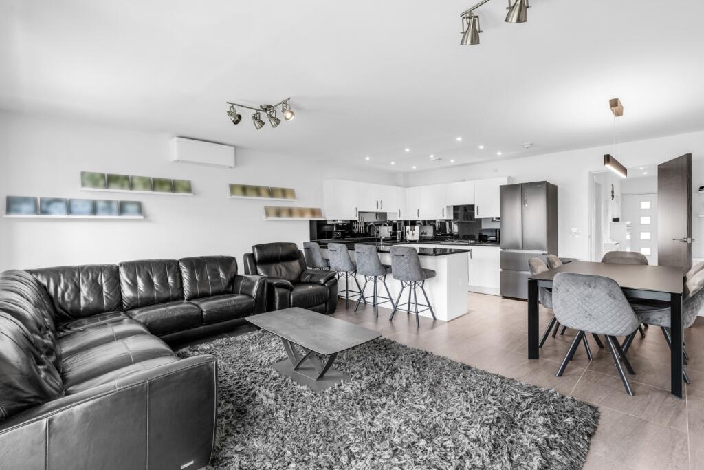 Additional image 13 of Victoria Close, Welwyn Garden City, Hertfordshire, AL7