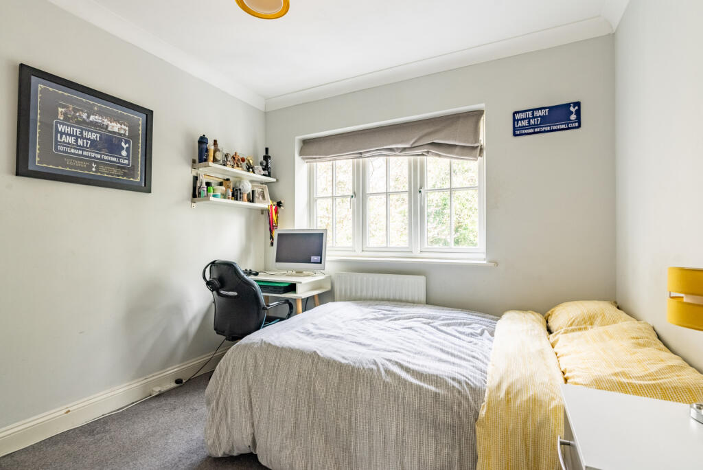 Additional image 13 of St. Andrews Drive, St. Albans, Hertfordshire, AL1