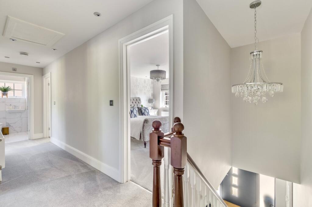 Additional image 18 of Marlborough Close, Oaklands, Welwyn, Hertfordshire, AL6