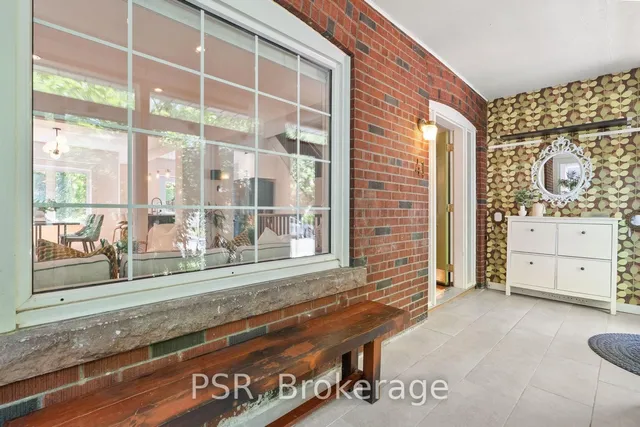 Additional image 29 of 41 Robbins Ave