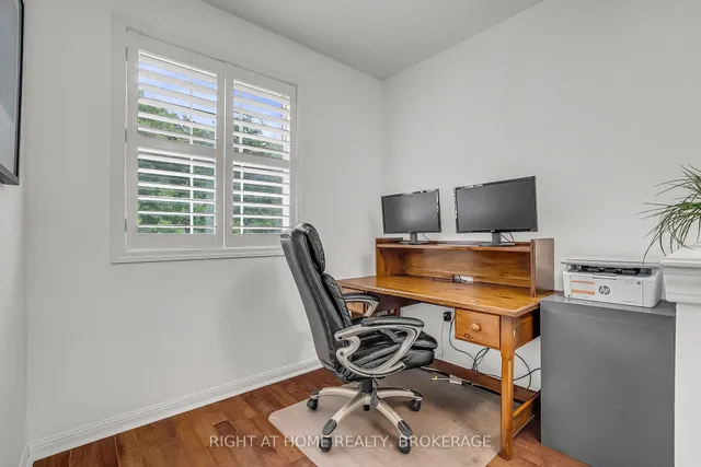 Additional image 26 of 928 Lancaster Blvd