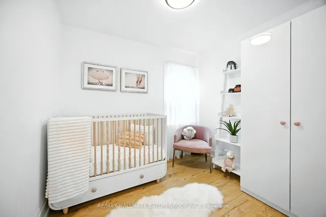 Additional image 16 of 276 Roselawn Ave