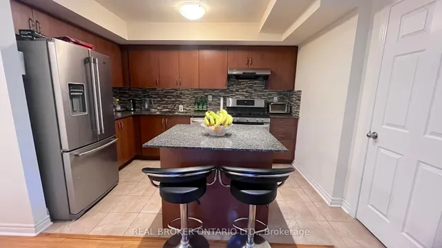 Additional image 6 of 13 EATON PARK Lane Unit 29