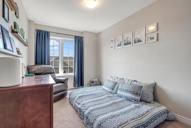 Additional image 13 of 215 Dundas St Unit 27