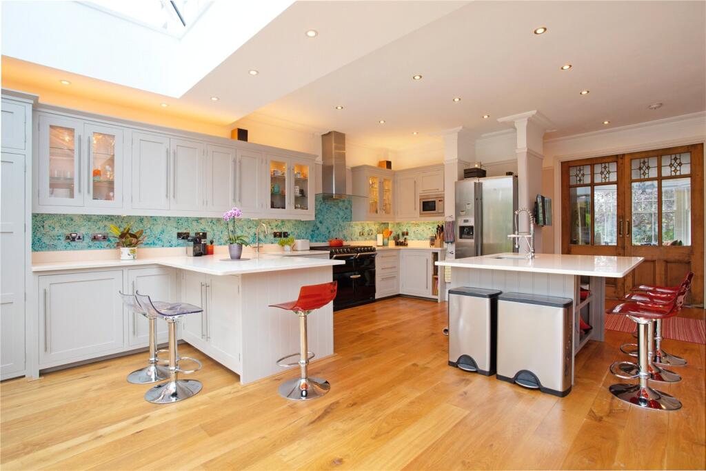 Additional image 2 of York Road, St. Albans, AL1