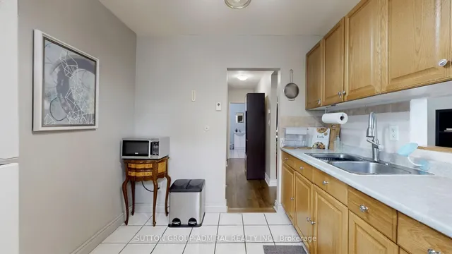 房产图片 12 - 22 Tandridge Cres 单元 812