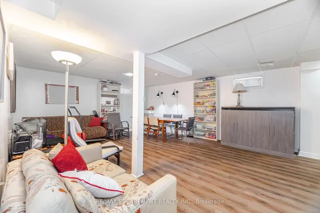 Additional image 38 of 178 Athenia Dr