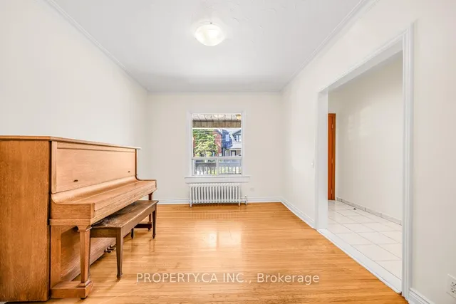 Additional image 5 of 889 Palmerston Ave