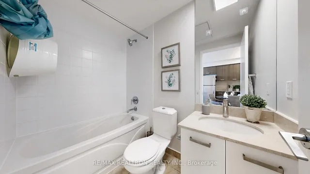 Additional image 25 of 832 Bay St Unit 4109