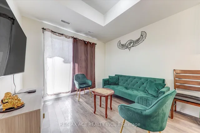 Additional image 14 of 2789 Eglinton Ave Unit 431