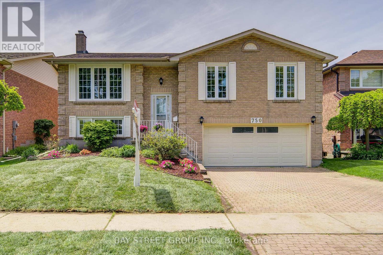 Property image for 750 GRIFFITH STREET|Oshawa (Northglen), Ontario L1J7N5