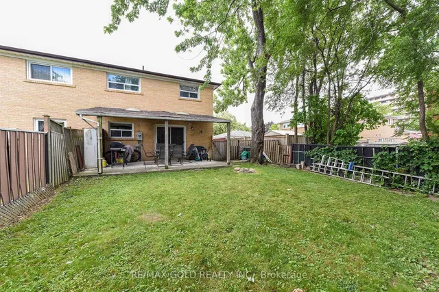 Additional image 37 of 3507 Laddie Cres
