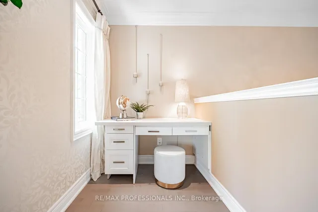 Additional image 21 of 111 Penny Lane