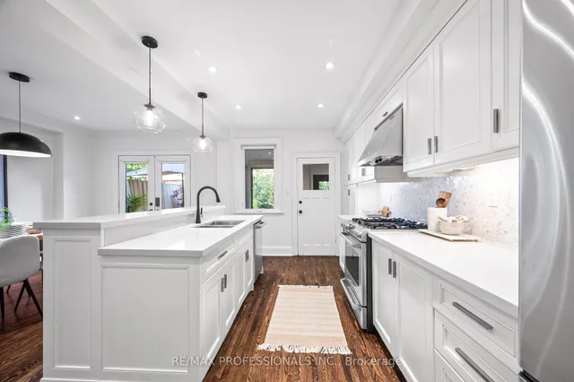 Additional image 9 of 61 Evans Ave