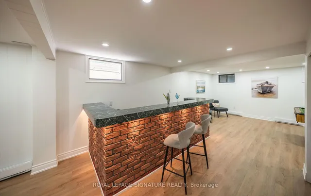 房产图片 37 - 28 Allangrove Cres