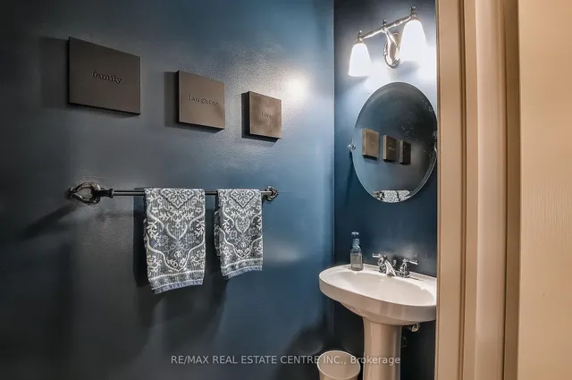 Additional image 21 of 969 Lancaster Blvd