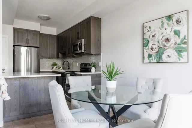 Additional image 18 of 56 Marina Point Cres