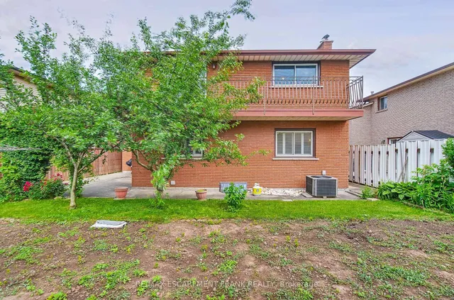 Additional image 45 of 75 President Dr