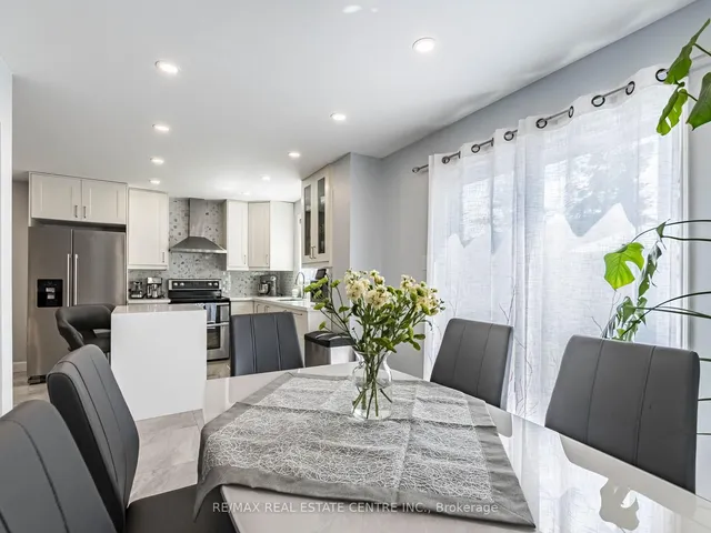 Additional image 14 of 52 Mozart Cres