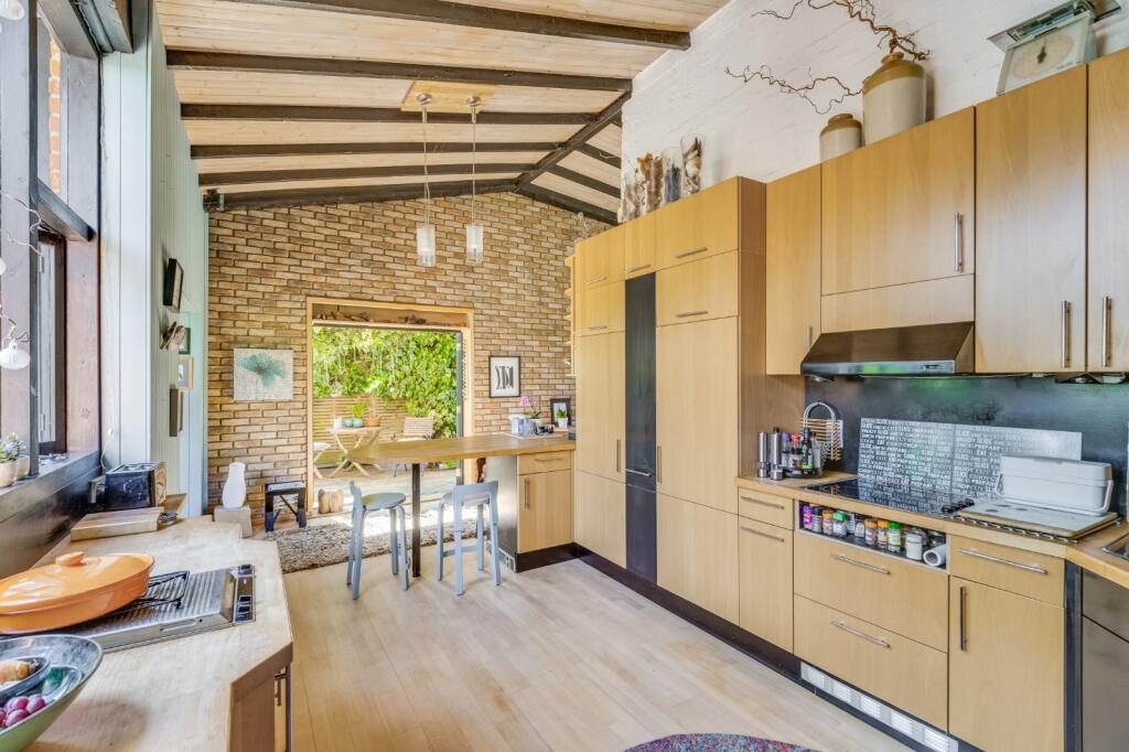 Additional image 7 of Briary Wood Lane, Mardley Heath, Welwyn, Hertfordshire, AL6