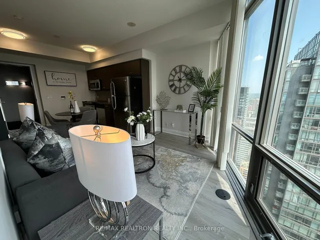 Additional image 6 of 832 Bay St Unit 4109