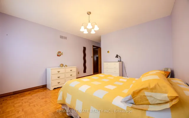 Additional image 34 of 7 Marker Crt