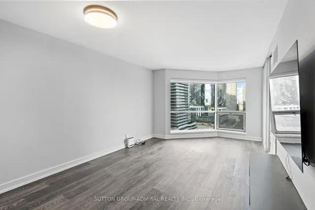 Additional image 10 of 10 Yonge St Unit 1910