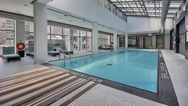 Additional image 28 of 38 Grenville St Unit 807