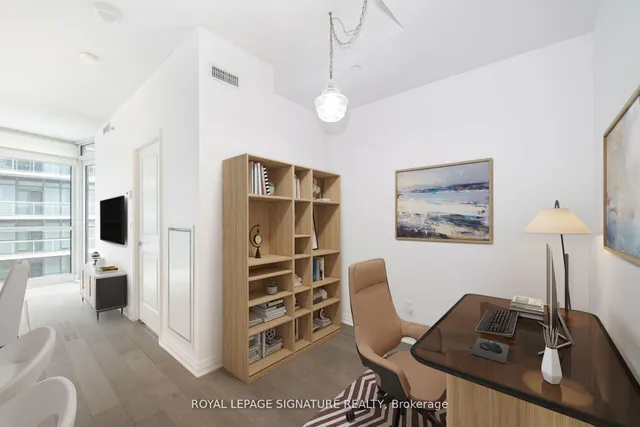 Additional image 17 of 59 Annie Craig Dr Unit 1202