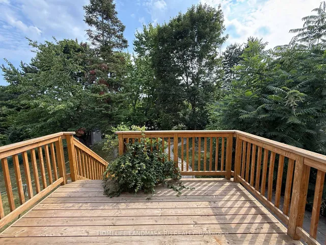 Additional image 17 of 100 Micmac Cres
