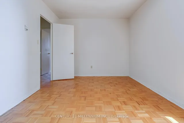 Additional image 21 of 5 Massey Sq Unit 2009