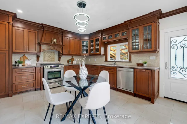 Additional image 9 of 19 Kenora Cres