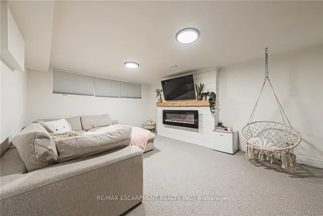 Additional image 30 of 452 John Frederick Dr