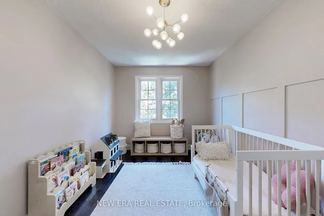 房产图片 29 - 1951 Rathburn Rd 单元 5