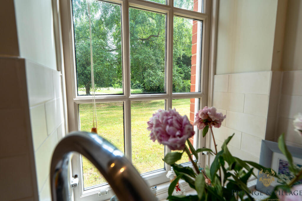 Additional image 16 of Beningfield Drive, Napsbury Park