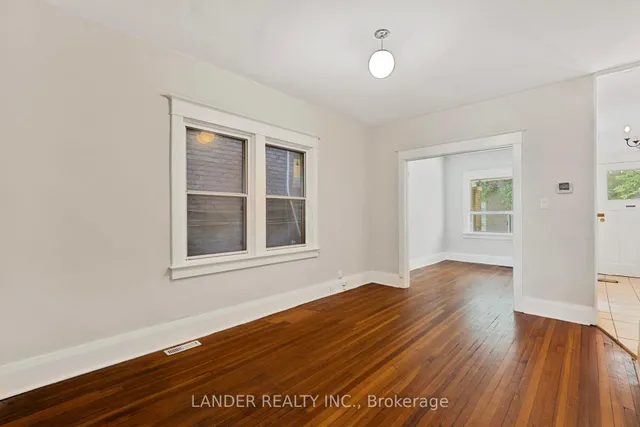 Additional image 7 of 98 Chatham Ave