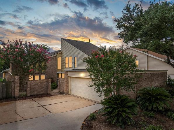 12223 Gladewick Dr, Houston, TX 77077