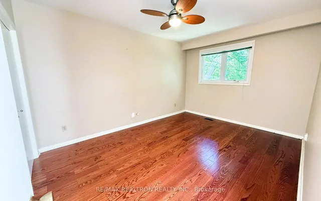 Additional image 13 of 113 Banstock Dr