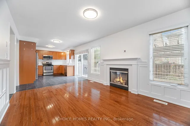 房产图片 16 - 319 麦克杜格尔交汇处