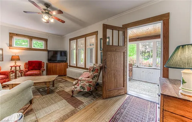 Additional image 4 of 120 Moore Ave