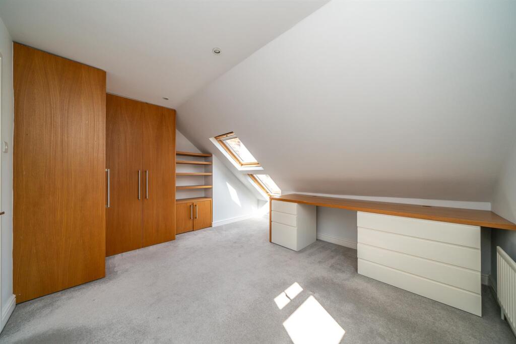 Additional image 17 of Colney Heath Lane, St. Albans